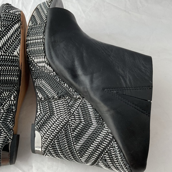 Sam Edelman Kylie Wedge Mules Black Leather Peep Toe Heels Women’s Size 7.5 - Picture 12 of 14